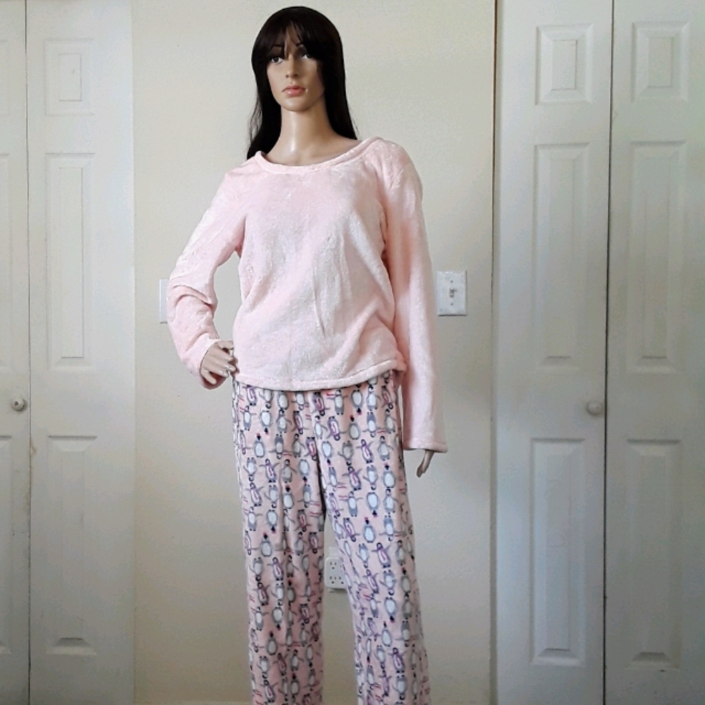 Fuzzy Pink 2 PC Penguin Pajamas
